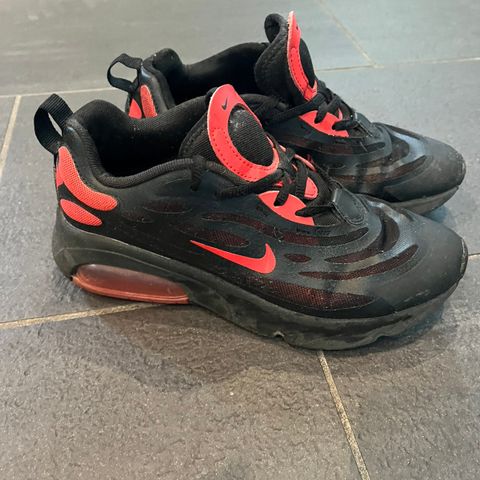 Pent brukte Nike Air str. 38,5