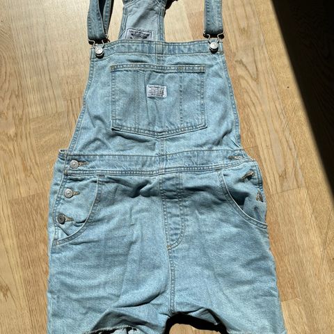 Overalls/ snekkerbukse Levis