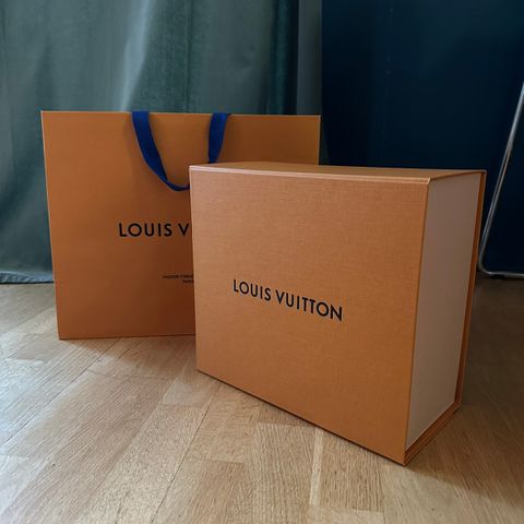 Louis Vuitton eske og pose