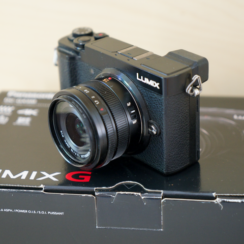 Panasonic Lumix GX9 med Lumix Leica 15mm objektiv og  Lumix 20mm F/1.7 objektiv