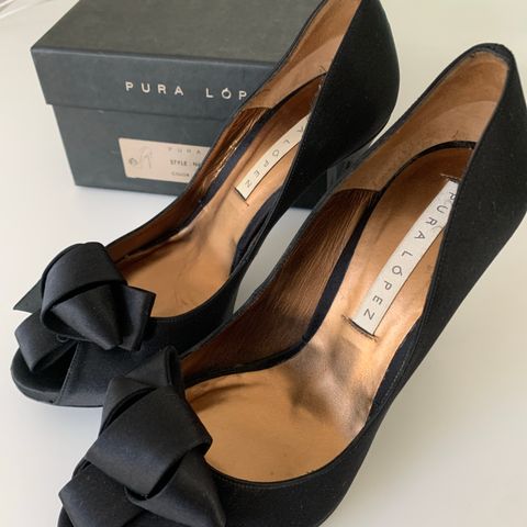 Pura Lopez pumps str 37