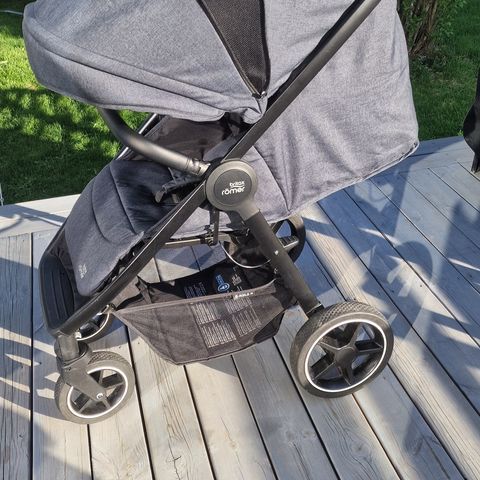 Britax B-Agile