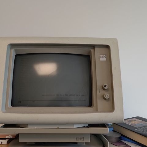 IBM 5151 monokrom skjerm