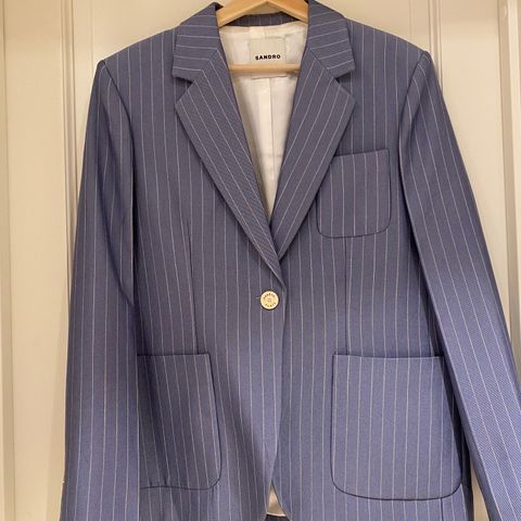 Blazer fra Sandro Paris i fransk str. 42/ norsk 40