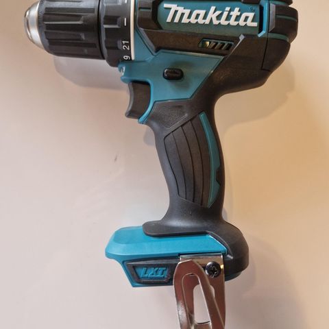 Makita DDF 482 /lader