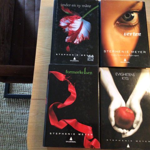 Bøker av Stephenie Meyer