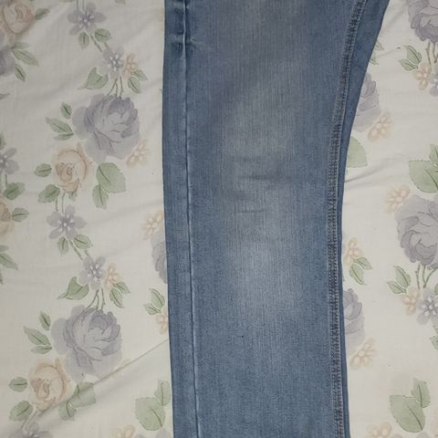 Jeans  slim størrelse M ( 48)