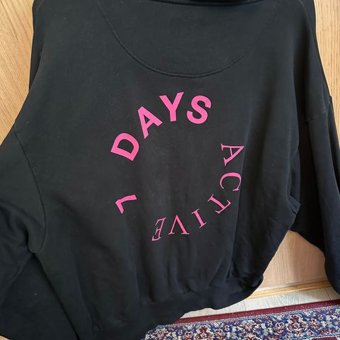 7 days active hoodie