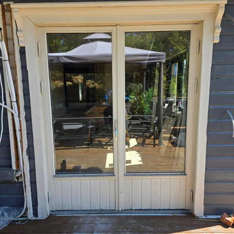 Verandadør 160×200 selges hb 2.000,-