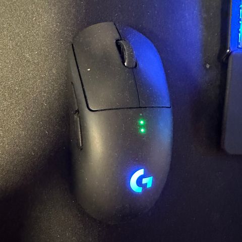 Logitech G pro svart (RGB)