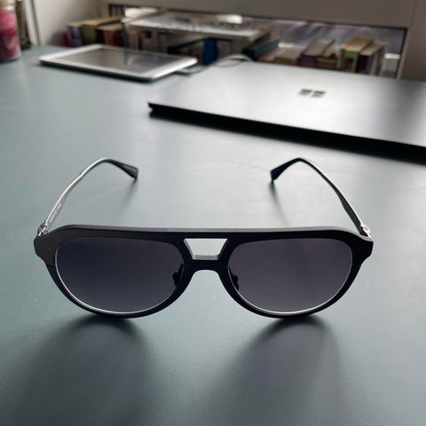 Solbrille OE Carbon S2 C57