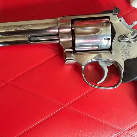 Smith & Wesson 357 6"
