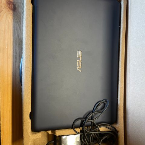 Asus x205t