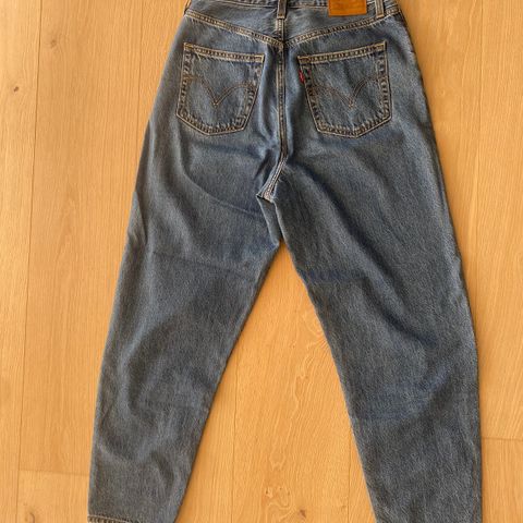 Levis High loose taper