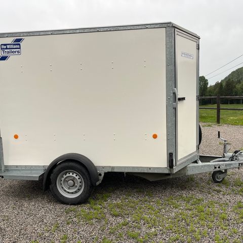 Ifor Williams BV85 2019mod, 183cm innvendig høyde.