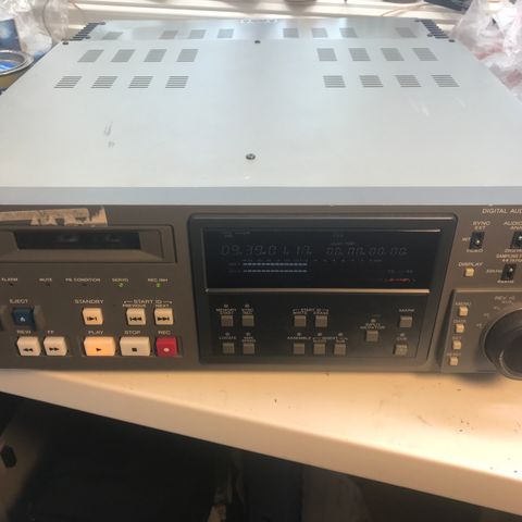 Sony PCM-7010 Digital Audio Recorder, DAT