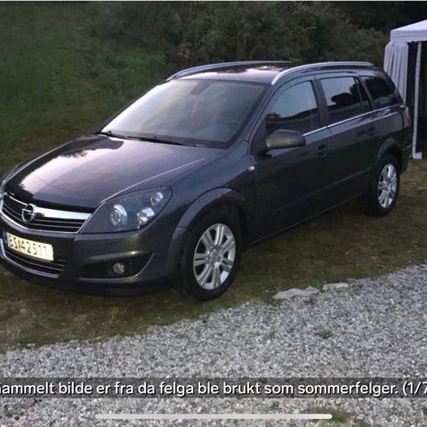 Originale Opel Astra felger på piggfri vinterdekk 5x110