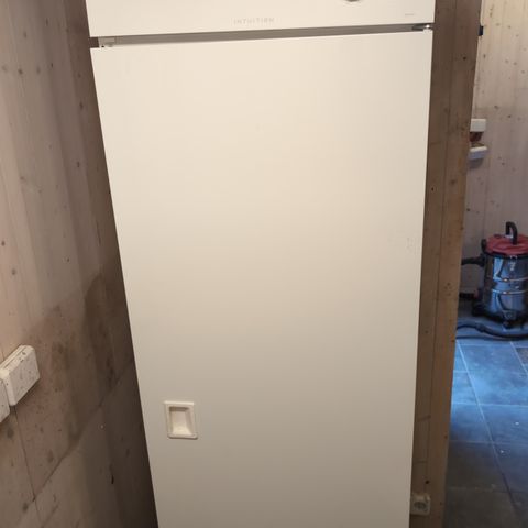 Tørkeskap Electrolux Intuition 2050 W