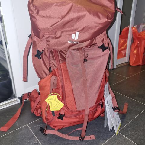 Deuter futura airtrek dame 45+10, dame