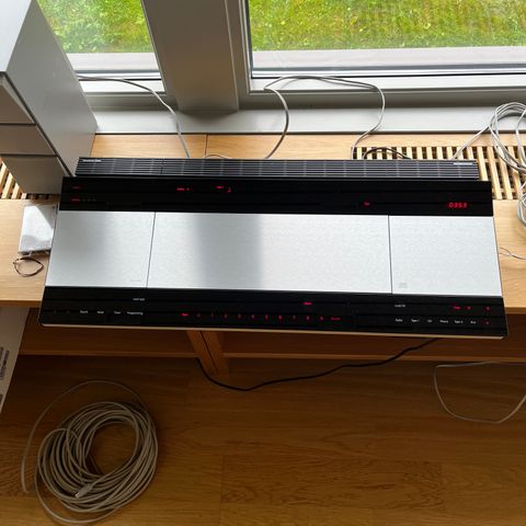 Bang & Olufsen BeoCenter 9000