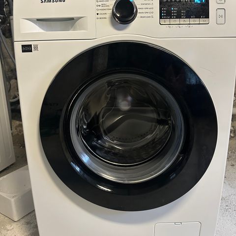 samsung vaskemaskin,brukt i 5 måneder, garanti.
