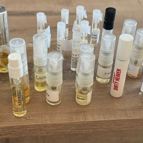 Parfymeprøver nisjemerker selges samlet