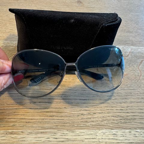 Solbriller fra Tom Ford, D&G og Ray-Ban