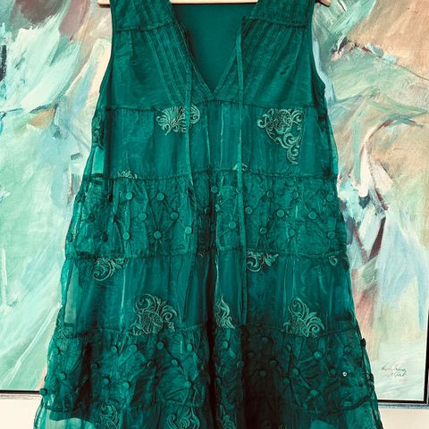 Emerald-Green Embroidery Buttoning pleated Dolly Mini-Dress