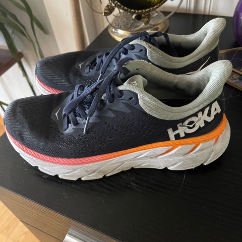 Hoka clifton 7 str 38,5