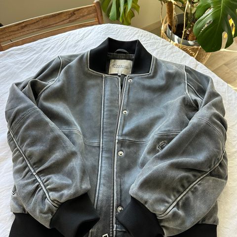 My essential wardrobe bomber jakke(skinn)