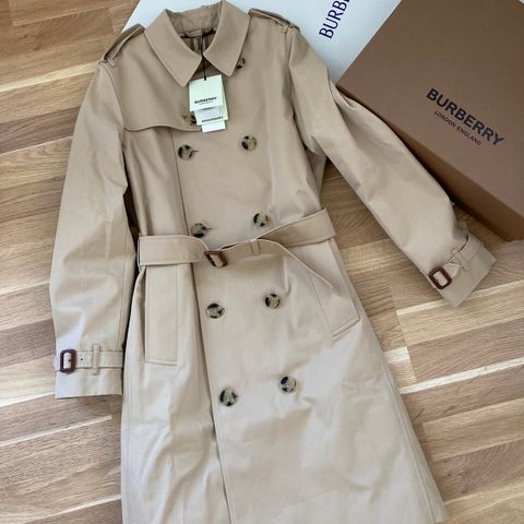 Burberry trenchcoat strl 14år + XS/Small