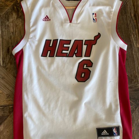 Miami heat 2013 kit