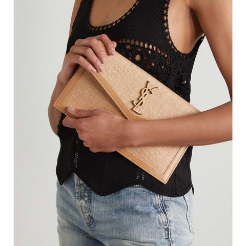 YSL CLUTCH TIL LEIE