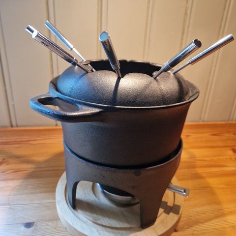 Kvalitets fondue-sett i støpejern