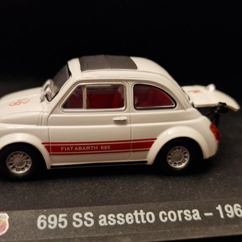 Fiat Abarth assetto corsa 1:43