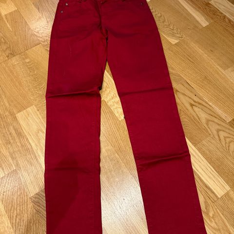 Bessie Jeans str w30 L32, rød