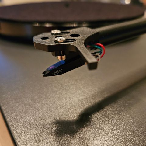 Fin Rega RP 1 med Ortofon OM 5E