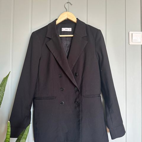 Fin blazer fra Mango, str M