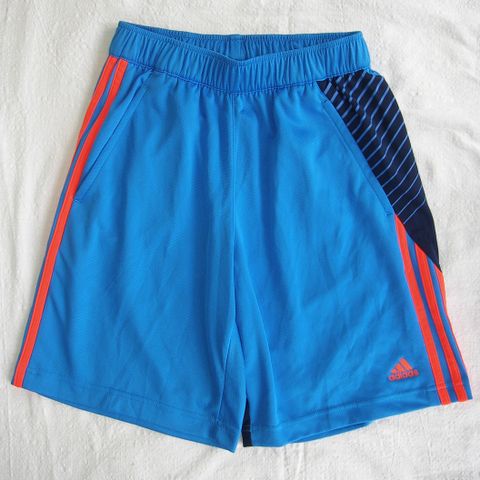 Adidas Climafit shorts str S.