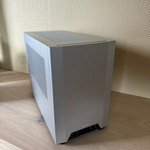 NY PRIS Diskret gaming PC