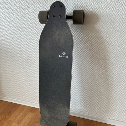 Boosted Board Stealth