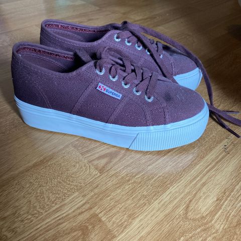 Superga sko