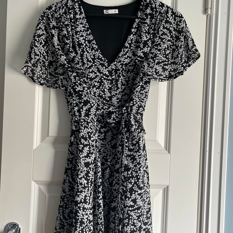 Black and white dress with flower pattern