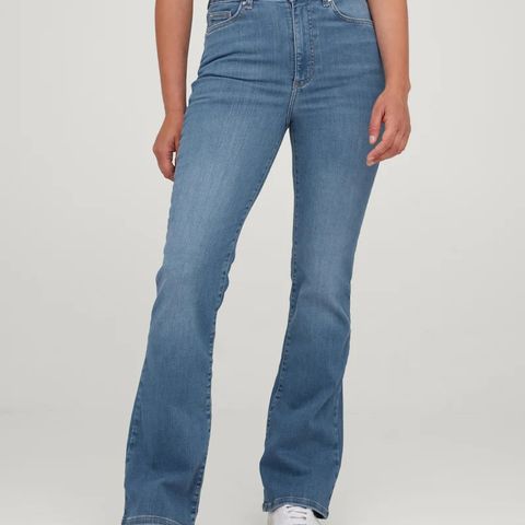 Bootcut curve jeans