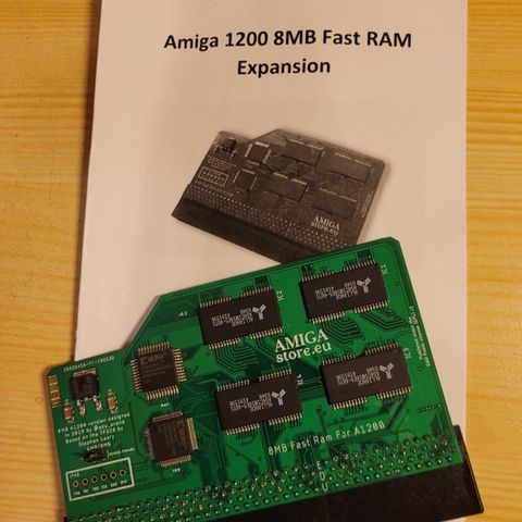 Amiga 1200, 8MB Fast RAM Expansion