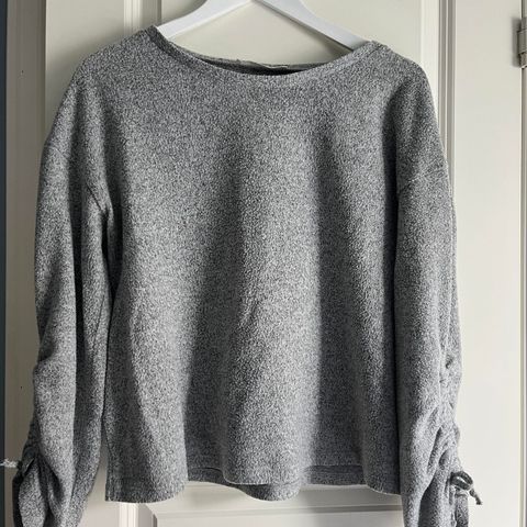 Grey cotton sweater