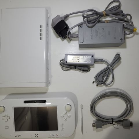 Nintendo Wii U Komplett