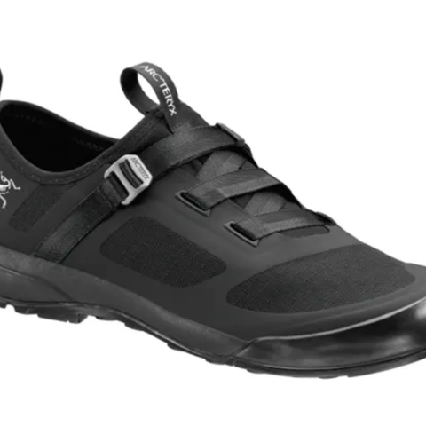 Arcteryx Arakys Black