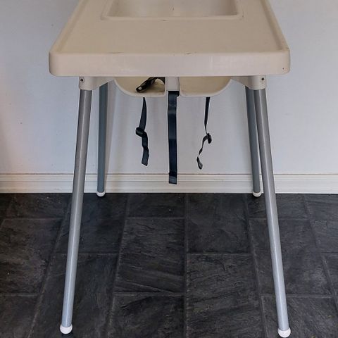 Ikea Barnestol med brett og sele