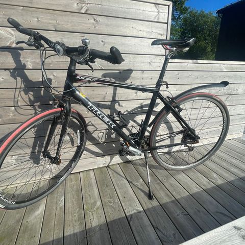 Trek 7.5 FX hybrid